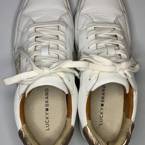 Lucky Brand Sneakers, Size 8, White with gold trim - Picture 6 of 9